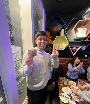 昨年入ったばかりの新人社員でした！！